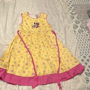 Unique Disney dress. Vintage 2000s size large (12-14)